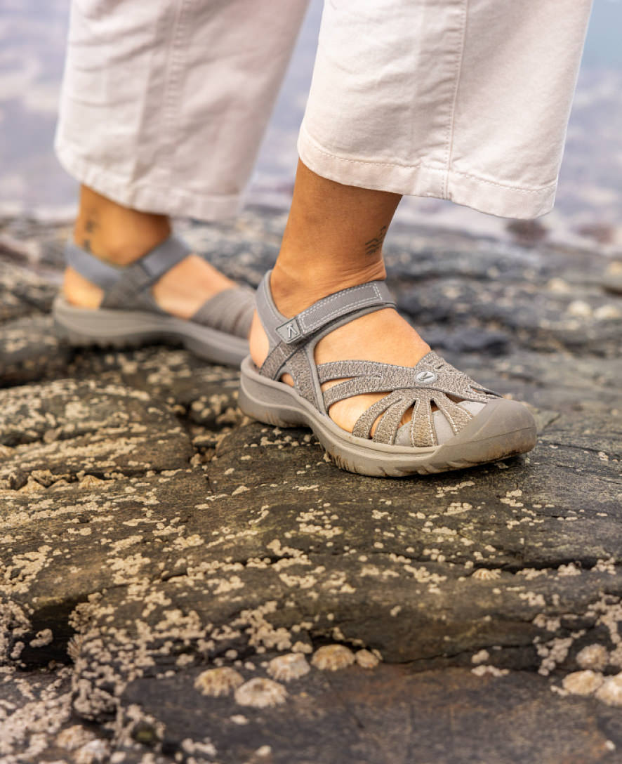 Women's Rose Sandal | Navy - Image 9