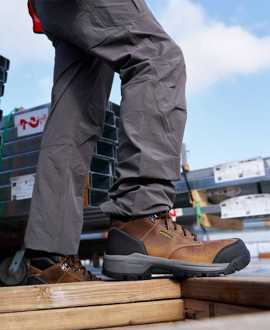 Men's Evanston 8 Insulated Waterproof Boot (Soft Toe) | Bison/Black - Image 8