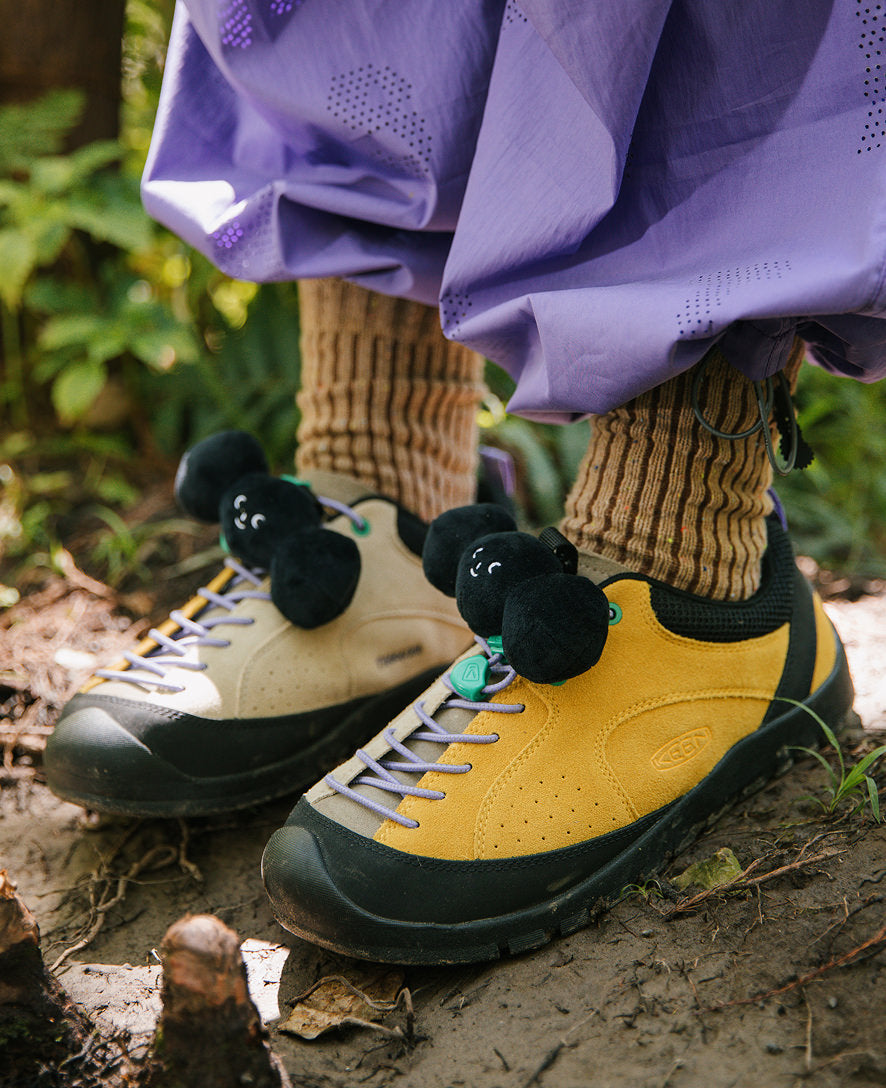 Women's Jasper Rocks TYAKASHA Sneaker | Tyakasha - Image 12